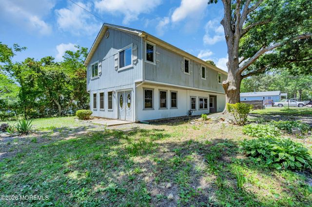 58 Chadwick Avenue, Toms River, NJ 08753