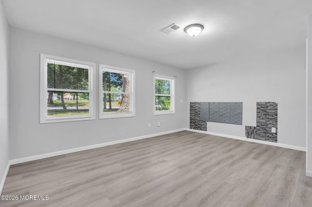 58 Chadwick Avenue, Toms River, NJ 08753