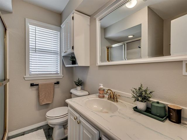 209 S Irving Drive, Moore, OK 73160