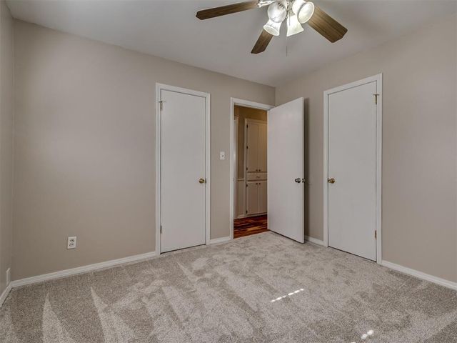 209 S Irving Drive, Moore, OK 73160