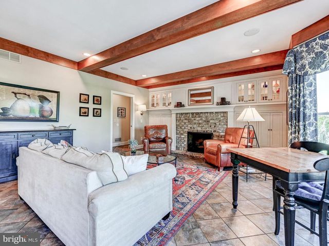12 WETHERBEE CT, Phoenix, MD 21131