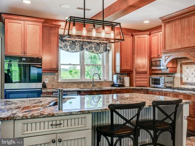 12 WETHERBEE CT, Phoenix, MD 21131