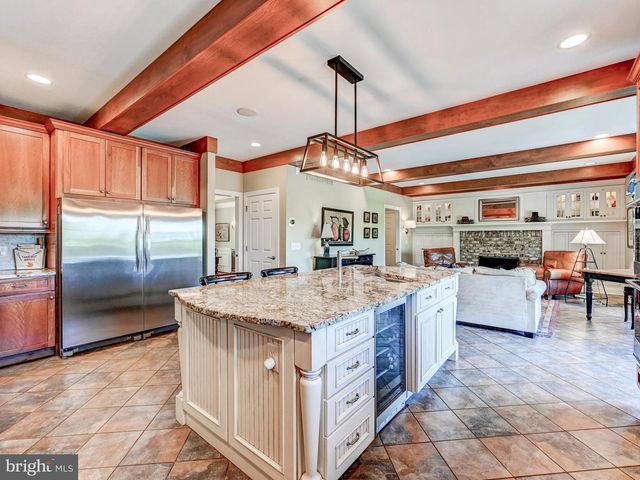 12 WETHERBEE CT, Phoenix, MD 21131