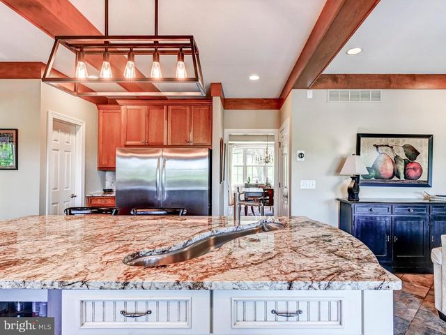 12 WETHERBEE CT, Phoenix, MD 21131