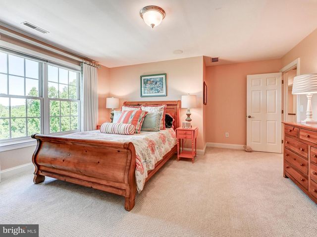 12 WETHERBEE CT, Phoenix, MD 21131