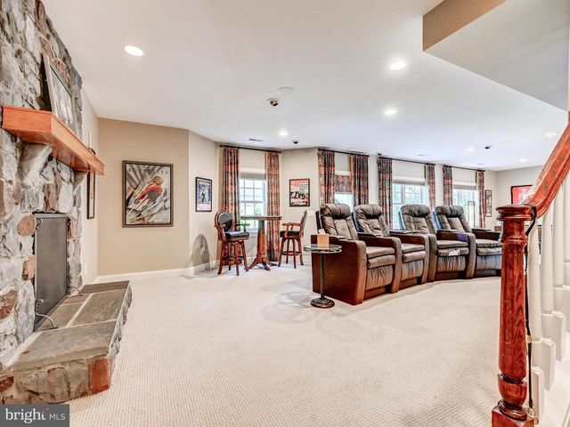 12 WETHERBEE CT, Phoenix, MD 21131