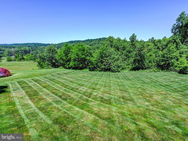 12 WETHERBEE CT, Phoenix, MD 21131