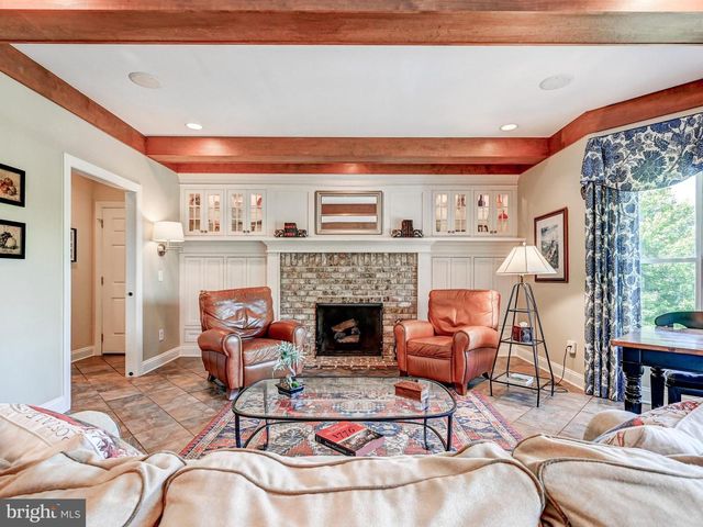 12 WETHERBEE CT, Phoenix, MD 21131