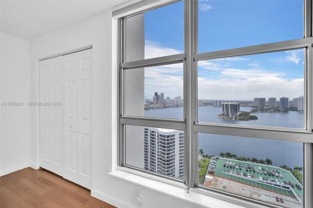 3500 Mystic Pointe Dr 3001, Aventura, FL 33180