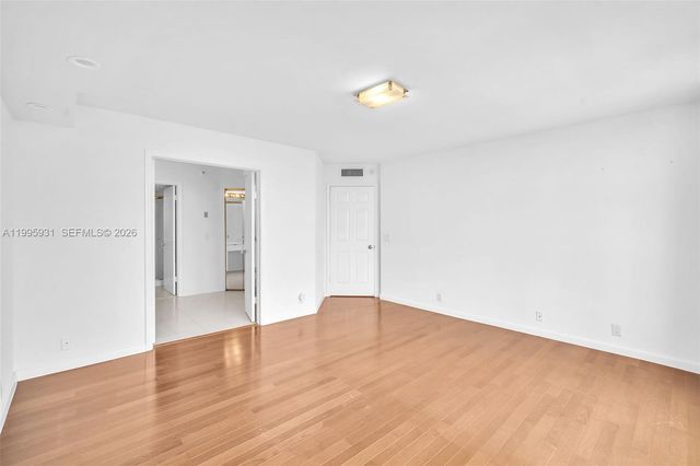 3500 Mystic Pointe Dr 3001, Aventura, FL 33180