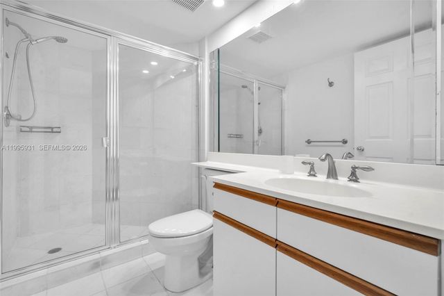 3500 Mystic Pointe Dr 3001, Aventura, FL 33180