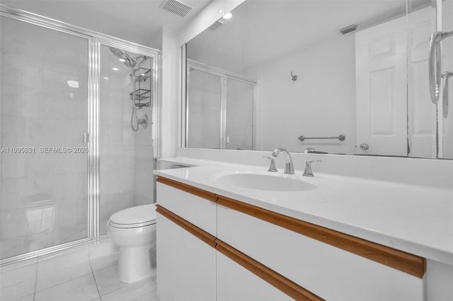 3500 Mystic Pointe Dr 3001, Aventura, FL 33180