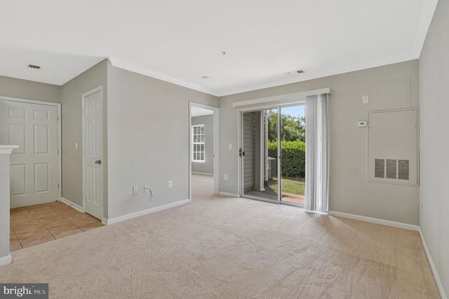 12805 FAIR BRIAR LN, Fairfax, VA 22033