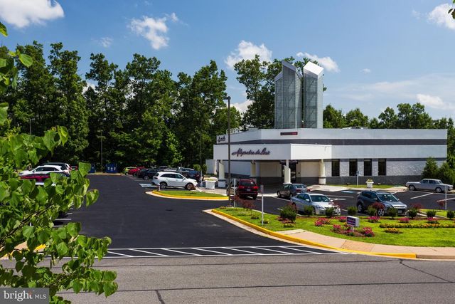 12805 FAIR BRIAR LN, Fairfax, VA 22033