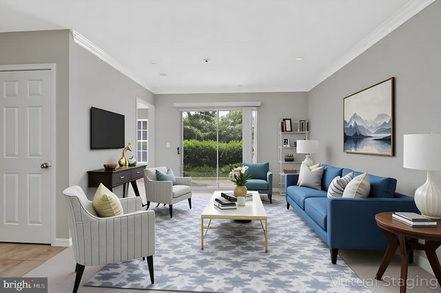 12805 FAIR BRIAR LN, Fairfax, VA 22033