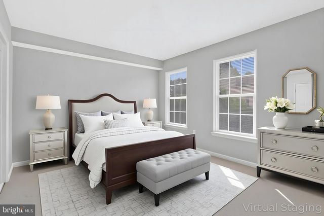 12805 FAIR BRIAR LN, Fairfax, VA 22033