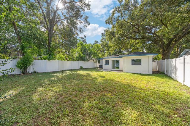 1720 SE LAMBRIGHT STREET, Tampa, FL 33610