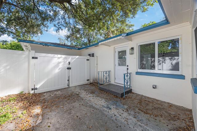 1720 SE LAMBRIGHT STREET, Tampa, FL 33610