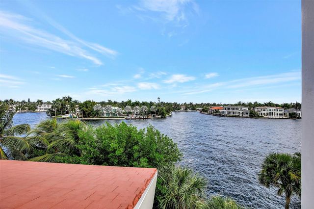 20185 E Country Club Drive 204, Aventura, FL 33180