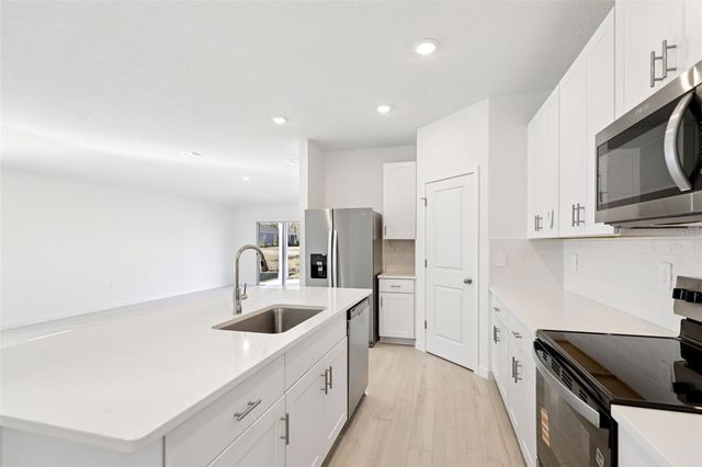 68 WANDERING CREEK WAY, Palm Coast, FL 32164