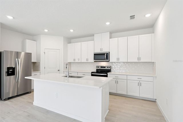 68 WANDERING CREEK WAY, Palm Coast, FL 32164