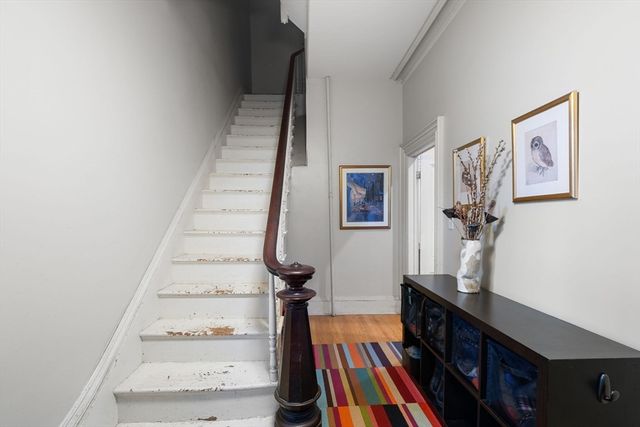 212 Chestnut Ave, Boston, MA 02130
