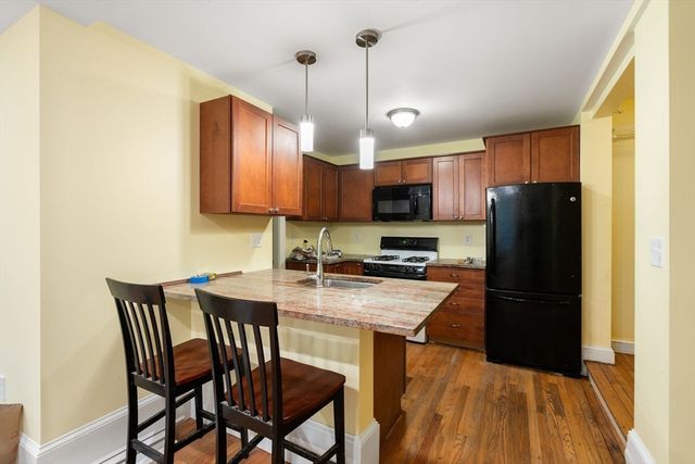 212 Chestnut Ave, Boston, MA 02130