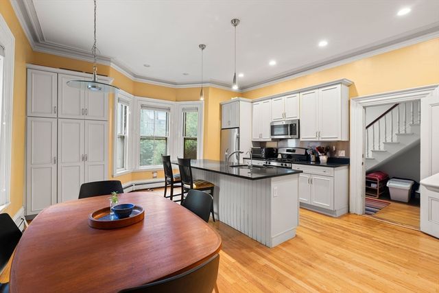 212 Chestnut Ave, Boston, MA 02130