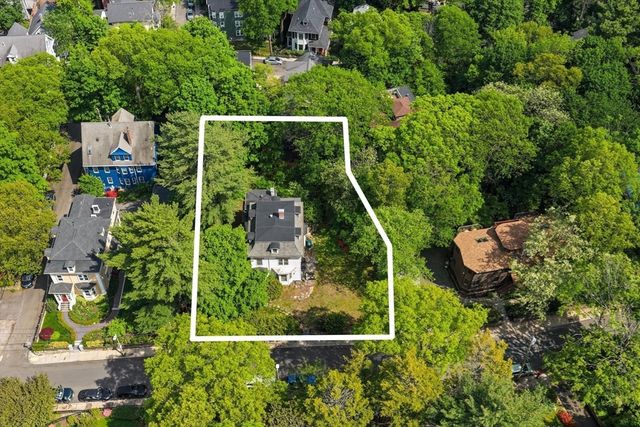 212 Chestnut Ave, Boston, MA 02130