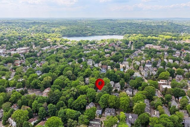 212 Chestnut Ave, Boston, MA 02130