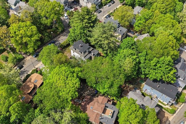 212 Chestnut Ave, Boston, MA 02130