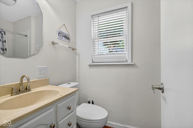 707 N Anderson Street, Elwood, IN 46036