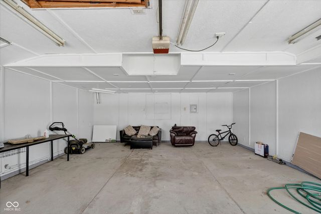 707 N Anderson Street, Elwood, IN 46036