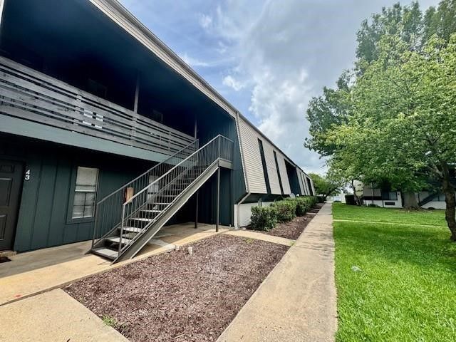 1701 S West End Street 37, Springdale, AR 72764