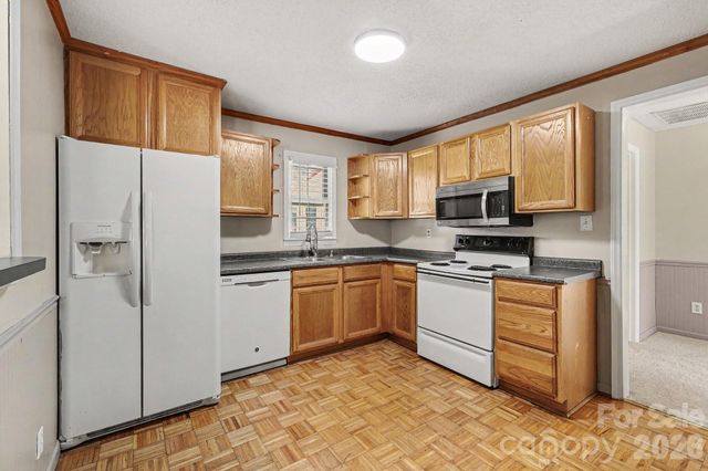 114 Whitman Circle, Mooresville, NC 28115