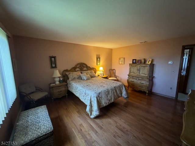 468 Lackawanna Ave, Woodland Park, NJ 07424