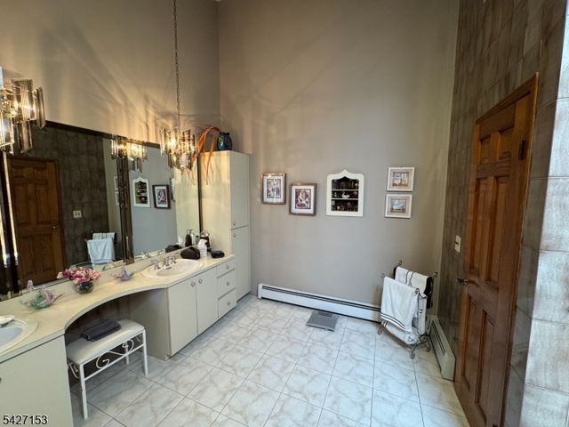 468 Lackawanna Ave, Woodland Park, NJ 07424