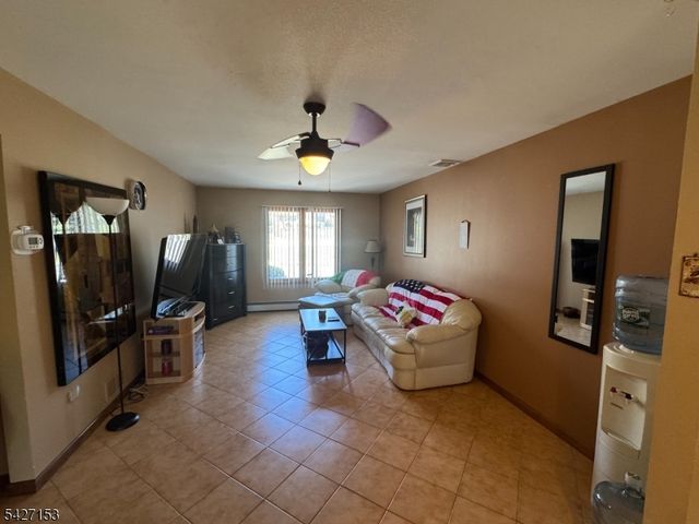 468 Lackawanna Ave, Woodland Park, NJ 07424