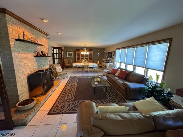 468 Lackawanna Ave, Woodland Park, NJ 07424