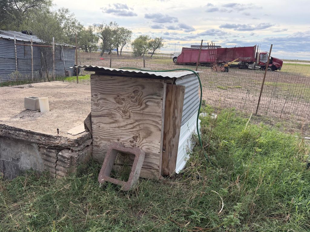 Image 11 of property listing at 745 Broadway Street, Mereta, TX 76940