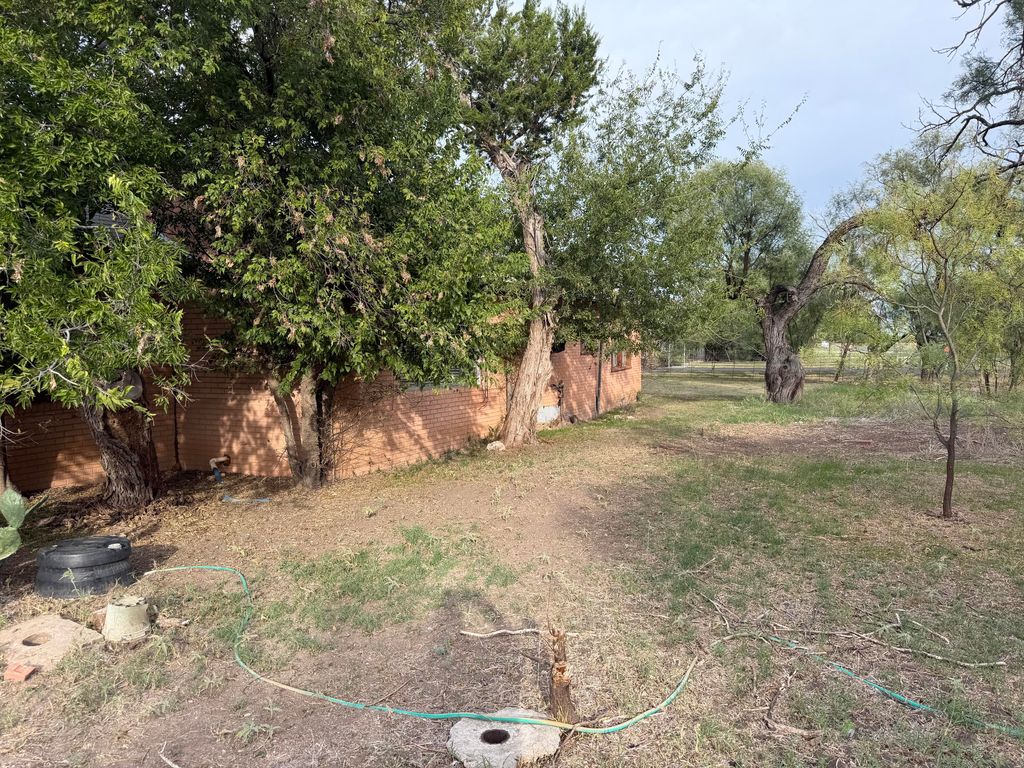 Image 19 of property listing at 745 Broadway Street, Mereta, TX 76940