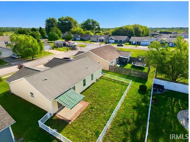 7917 Drake Drive, Chandler, IN 47610