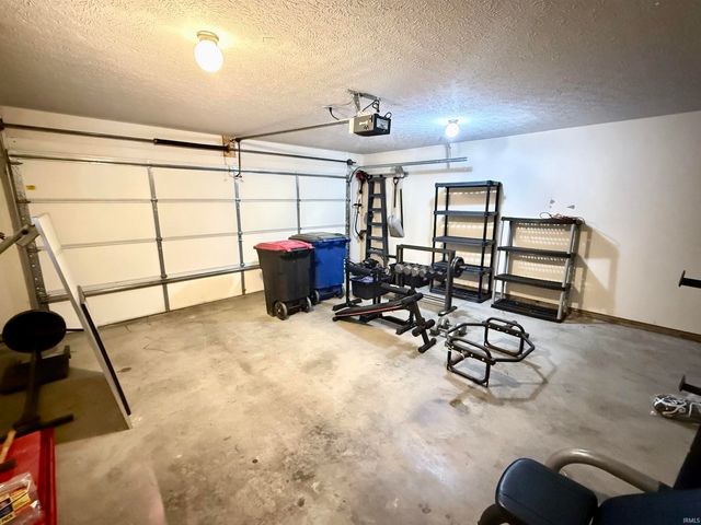 7917 Drake Drive, Chandler, IN 47610