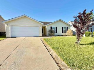 7917 Drake Drive, Chandler, IN 47610