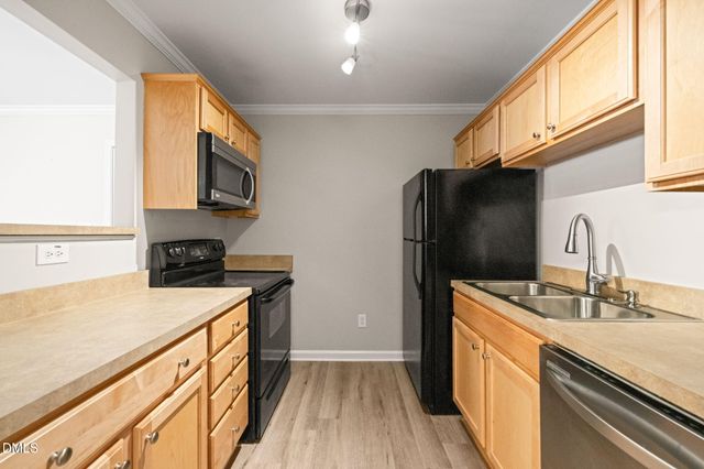 2304 Myron Drive 202, Raleigh, NC 27607