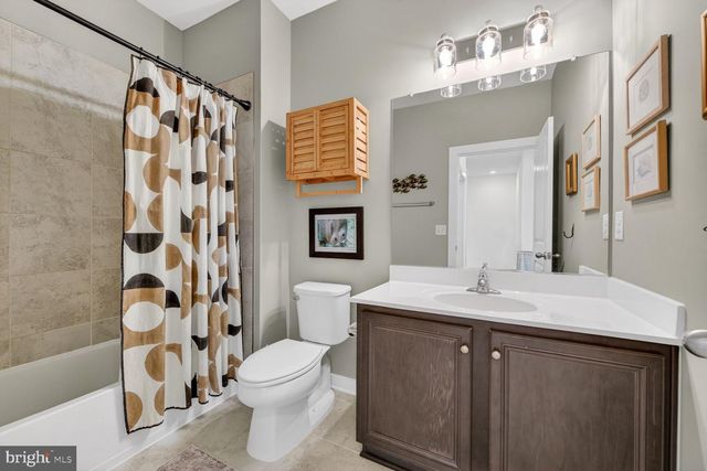 42409 ARCOLA VISTA TER, Sterling, VA 20166