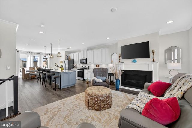 42409 ARCOLA VISTA TER, Sterling, VA 20166