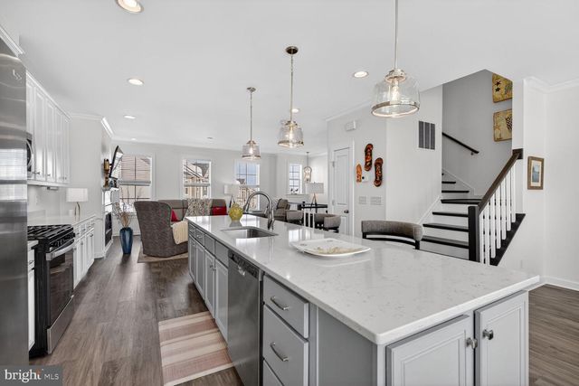 42409 ARCOLA VISTA TER, Sterling, VA 20166