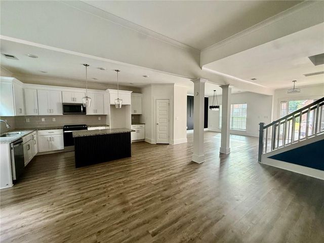 932 Brookmere Court, Atlanta, GA 30349