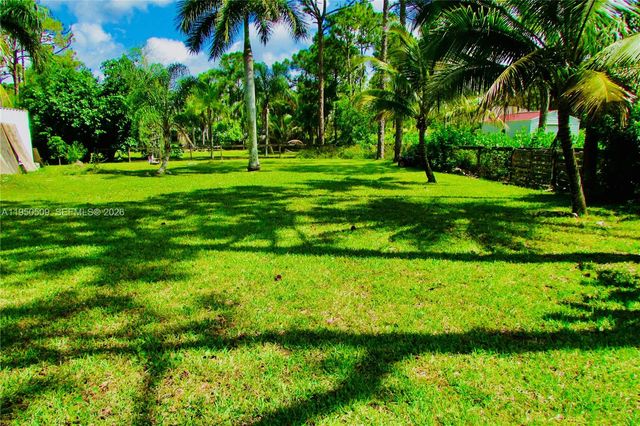 13677 Temple Blvd, West Palm Beach, FL 33412